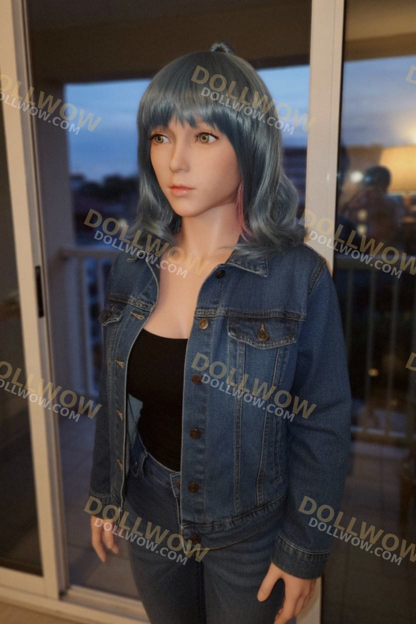 Watermarked customer photo submitted with Robert N.'s DollWow review