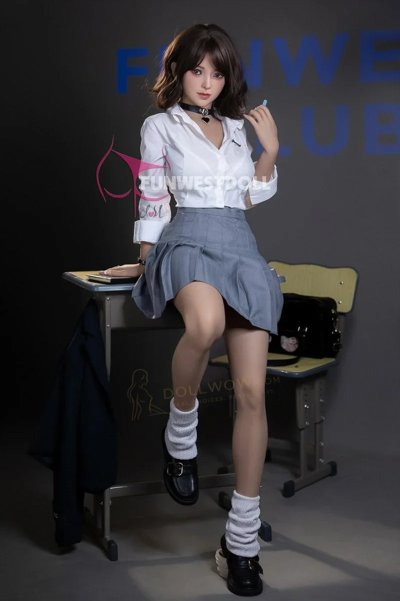FunWest Alice 155cm F-Cup TPE — image 5 of 12