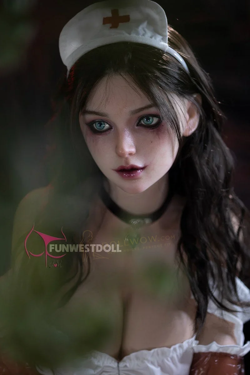 FunWest Lily 160cm E-Cup Silicone — image 9 of 12